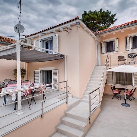 Apartments Ljubica Вели-Лошинь Экстерьер фото