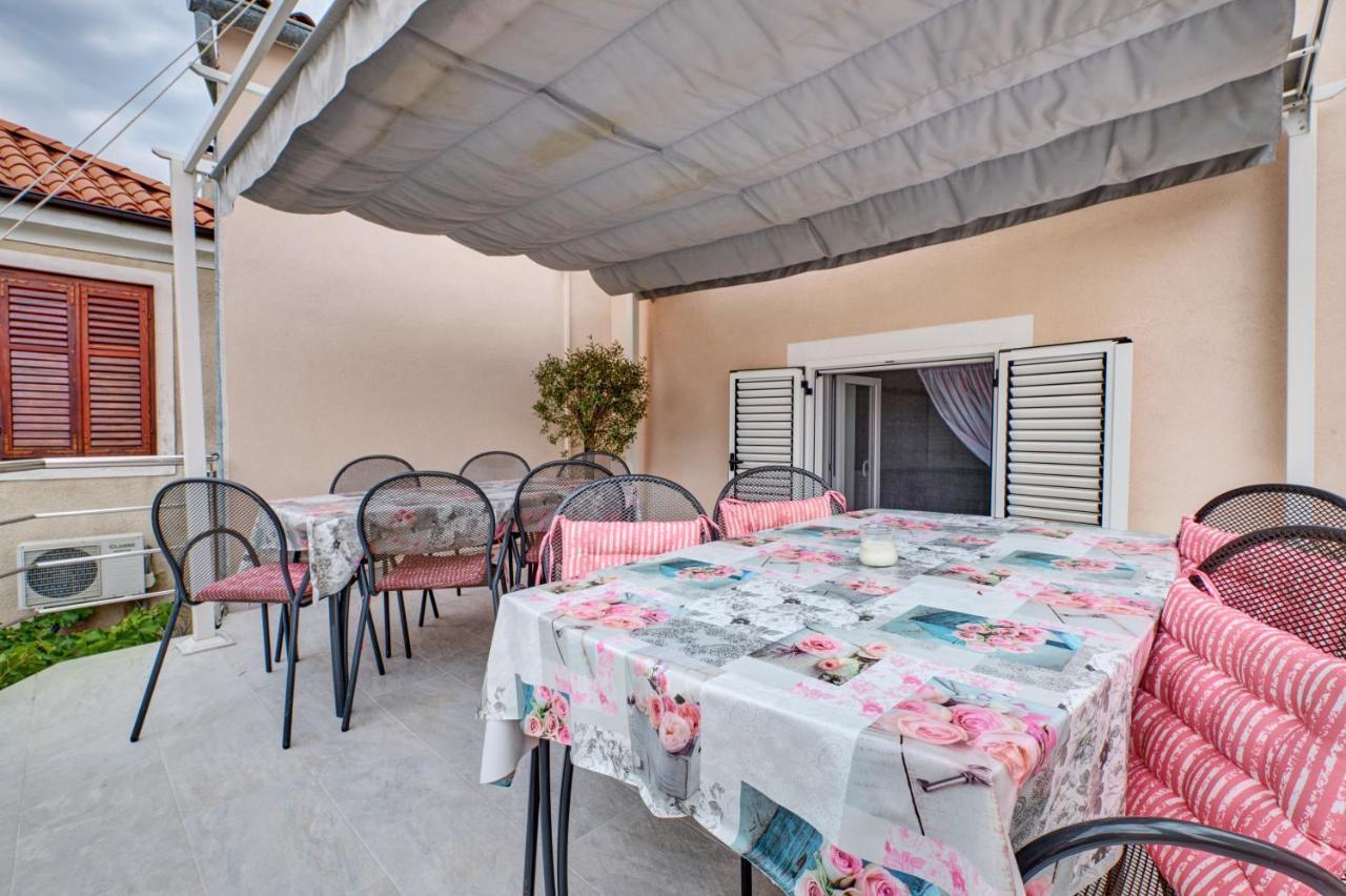 Apartments Ljubica Вели-Лошинь Экстерьер фото