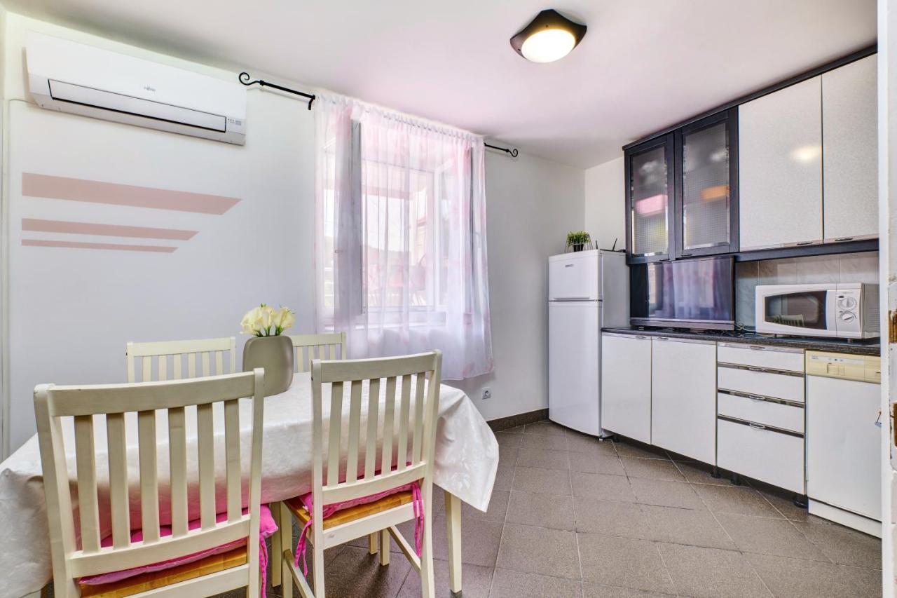 Apartments Ljubica Вели-Лошинь Экстерьер фото