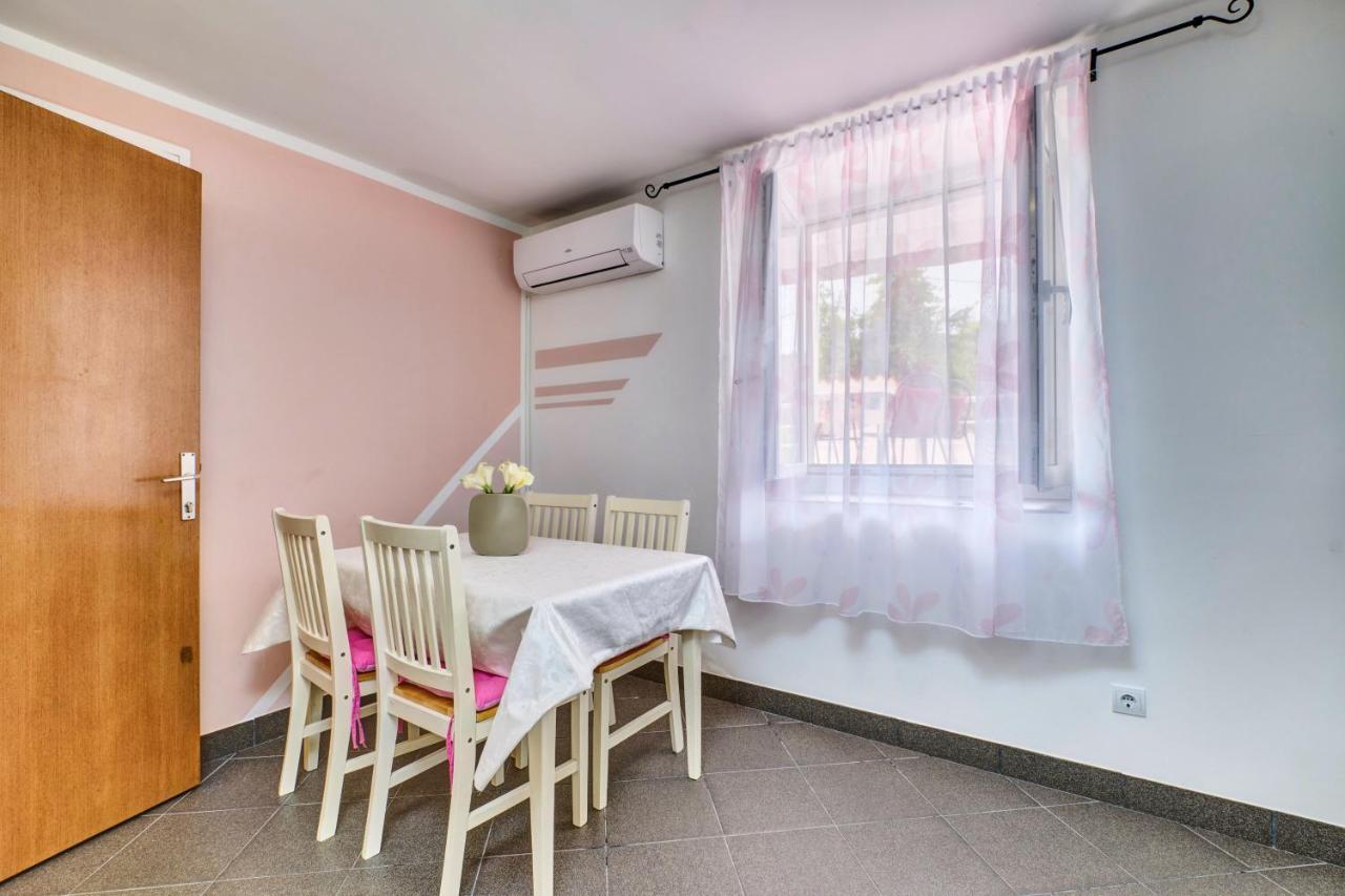 Apartments Ljubica Вели-Лошинь Экстерьер фото