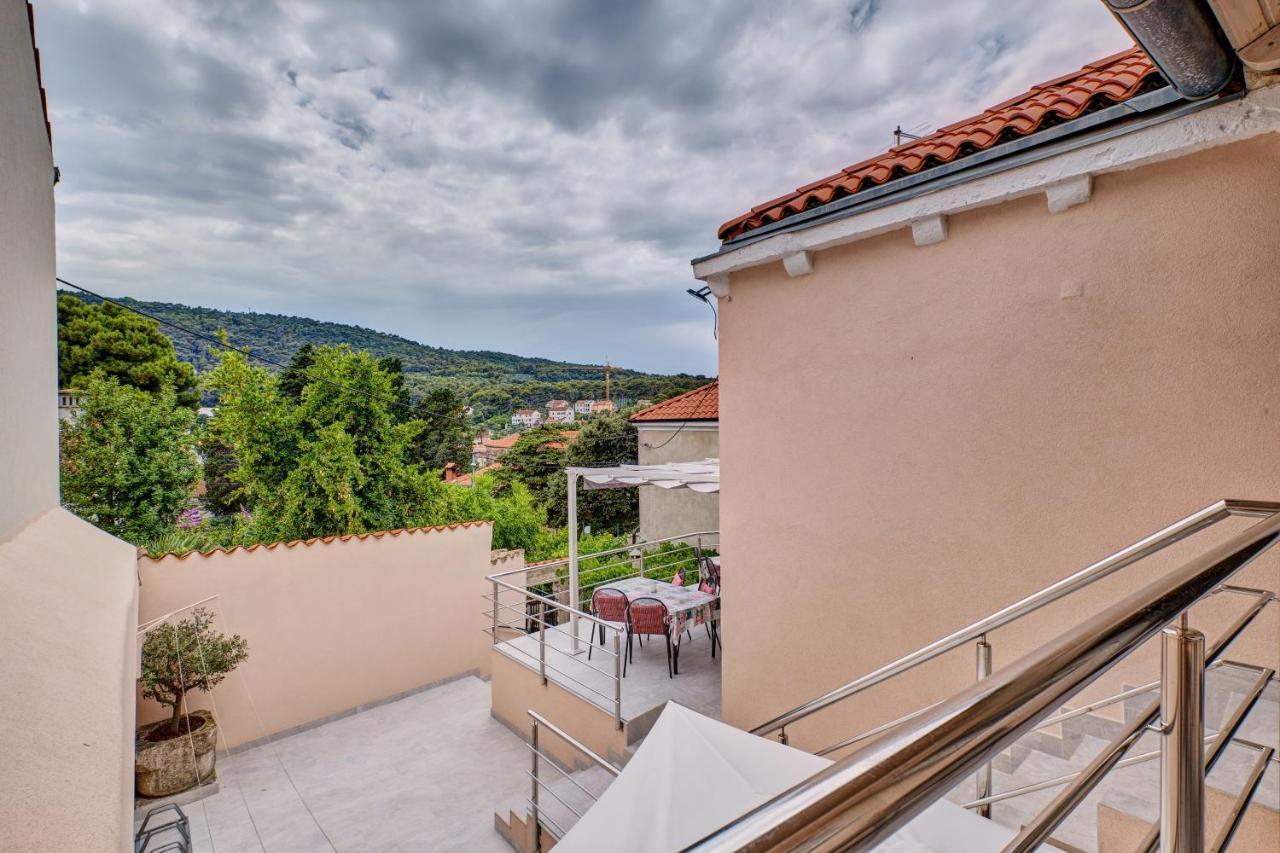 Apartments Ljubica Вели-Лошинь Экстерьер фото