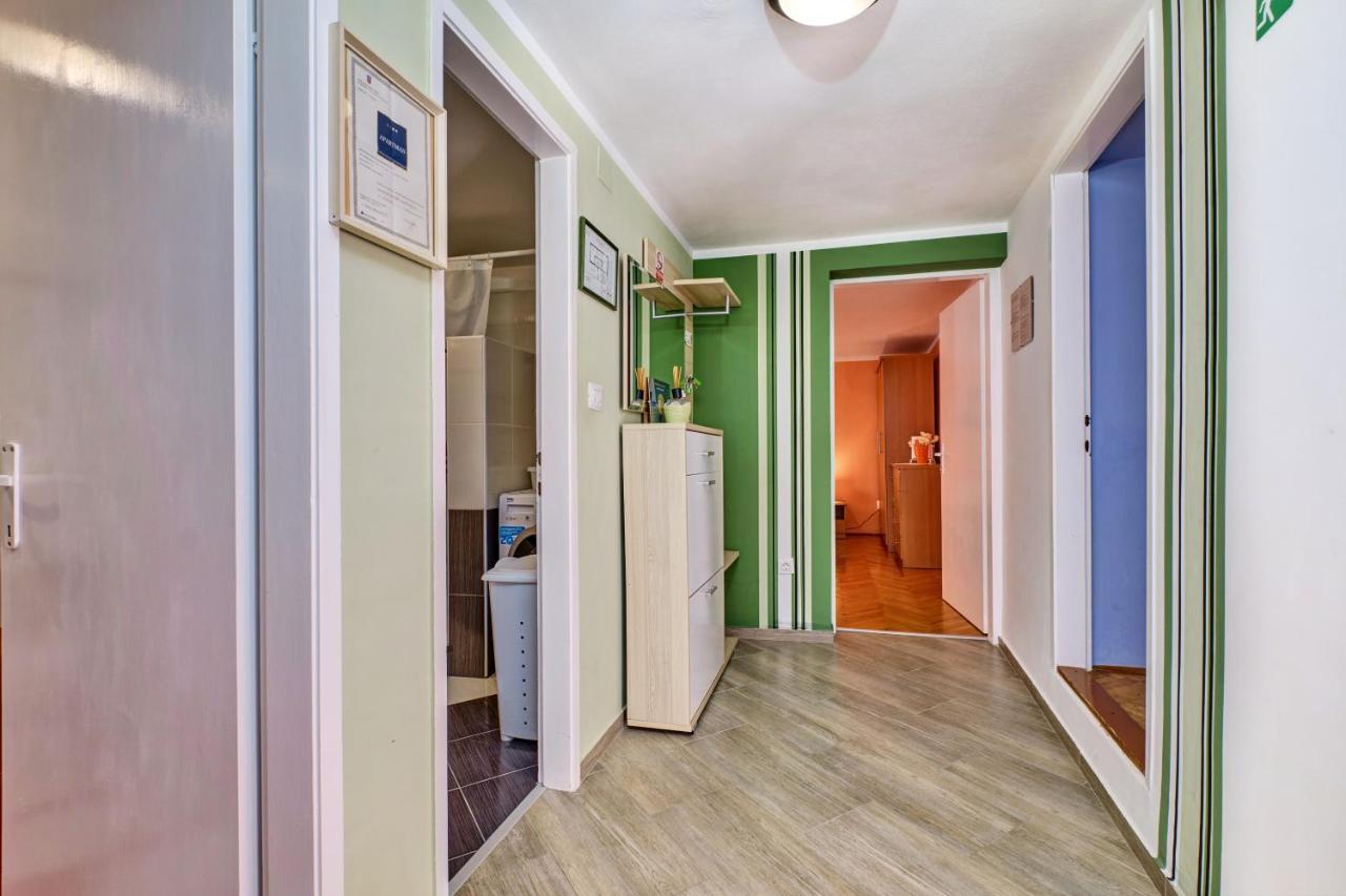 Apartments Ljubica Вели-Лошинь Экстерьер фото