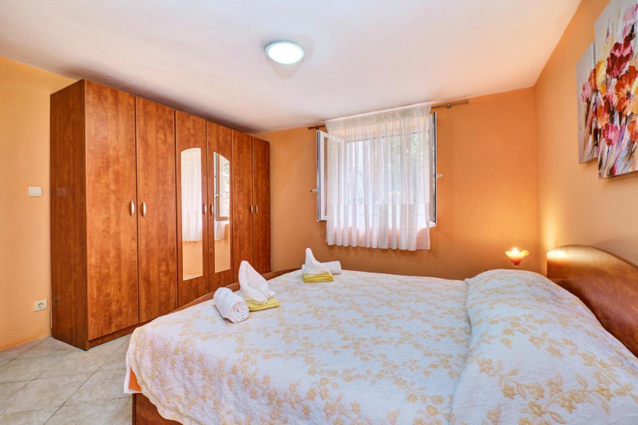 Apartments Ljubica Вели-Лошинь Экстерьер фото
