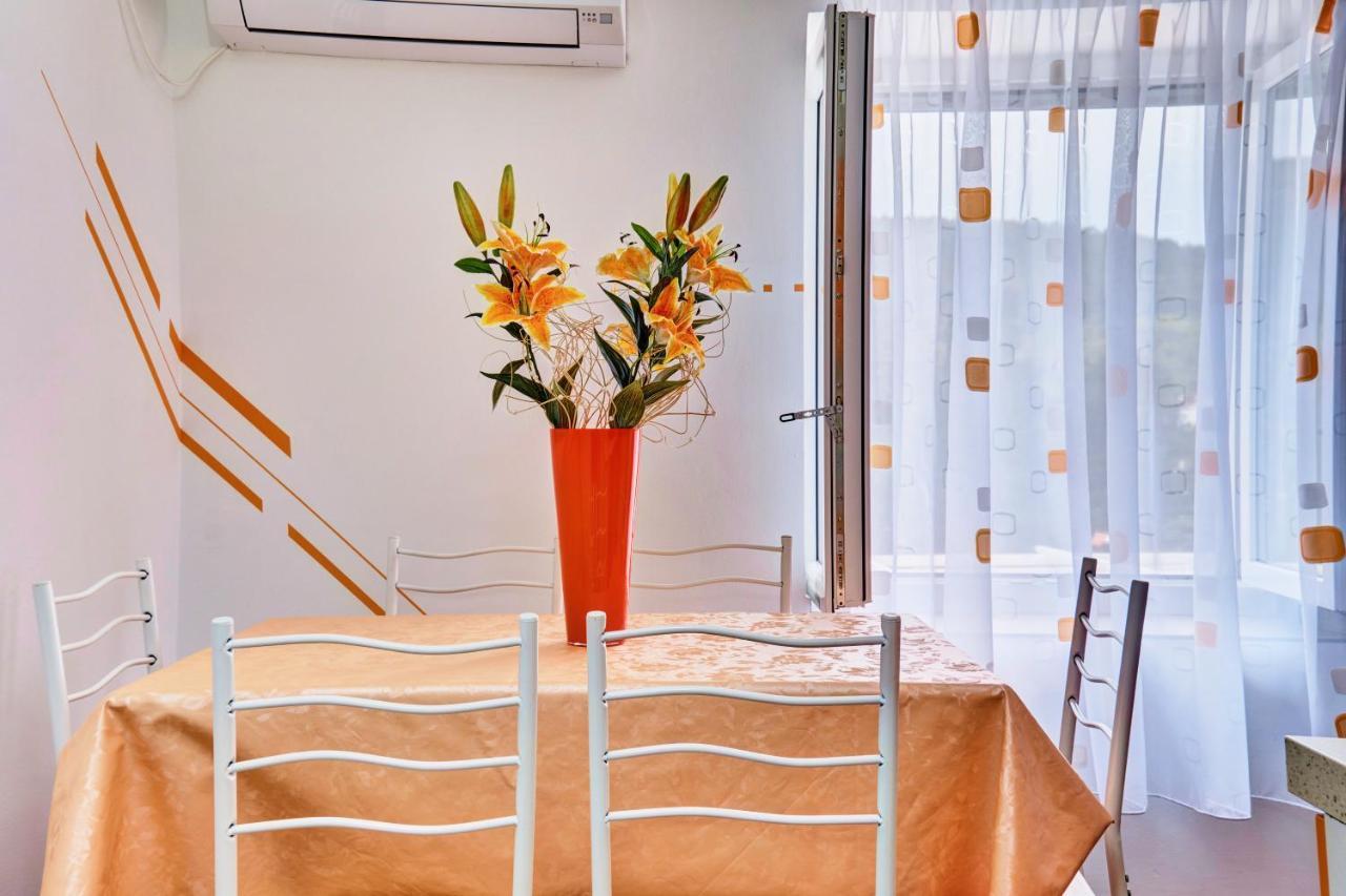 Apartments Ljubica Вели-Лошинь Экстерьер фото